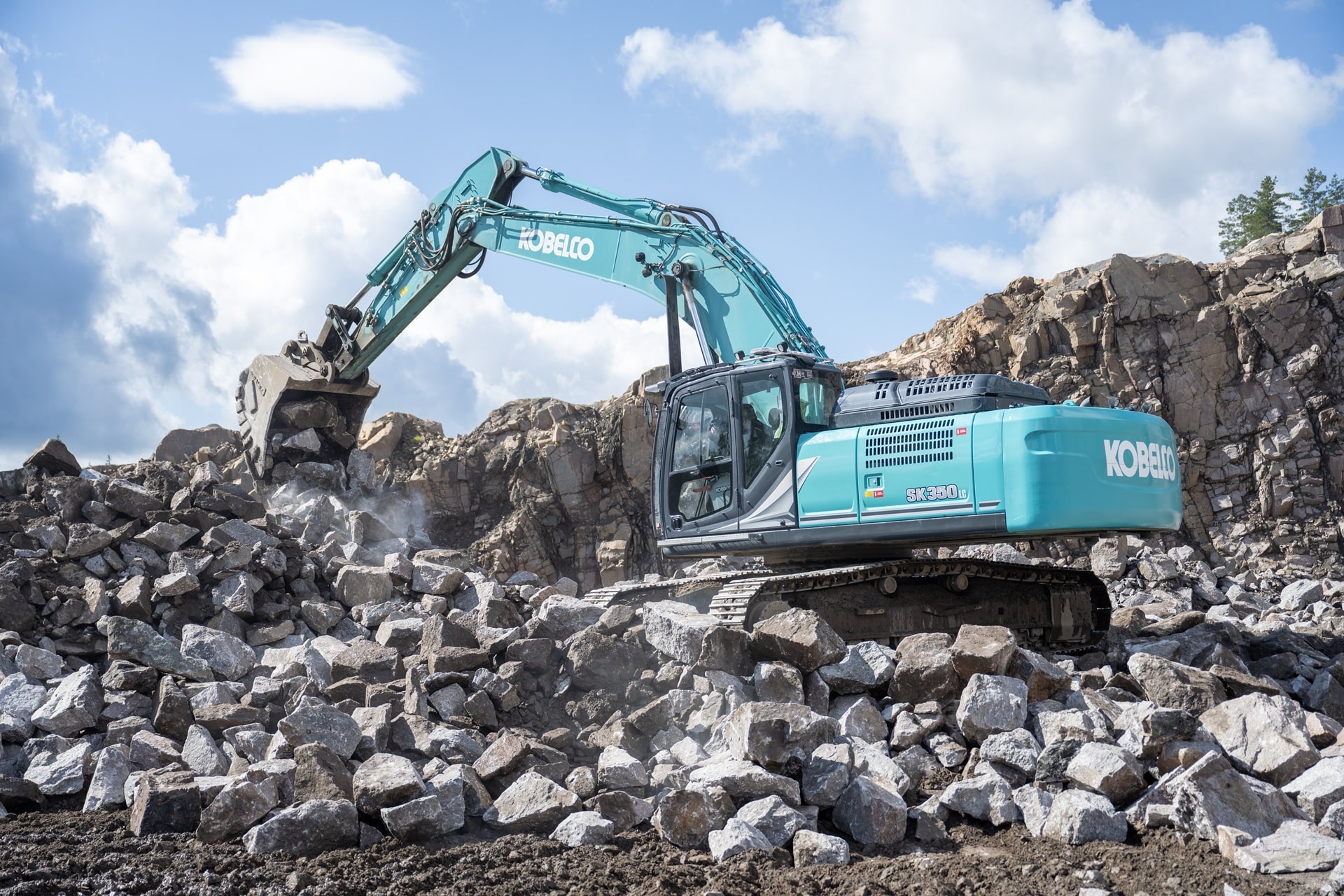Powerstone oficjalnym dystrybutorem Kobelco w Polsce